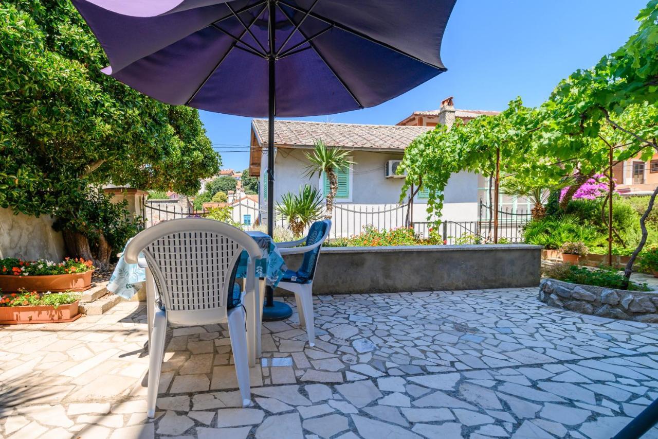 Apartmani Loreta Mali Lošinj Екстериор снимка