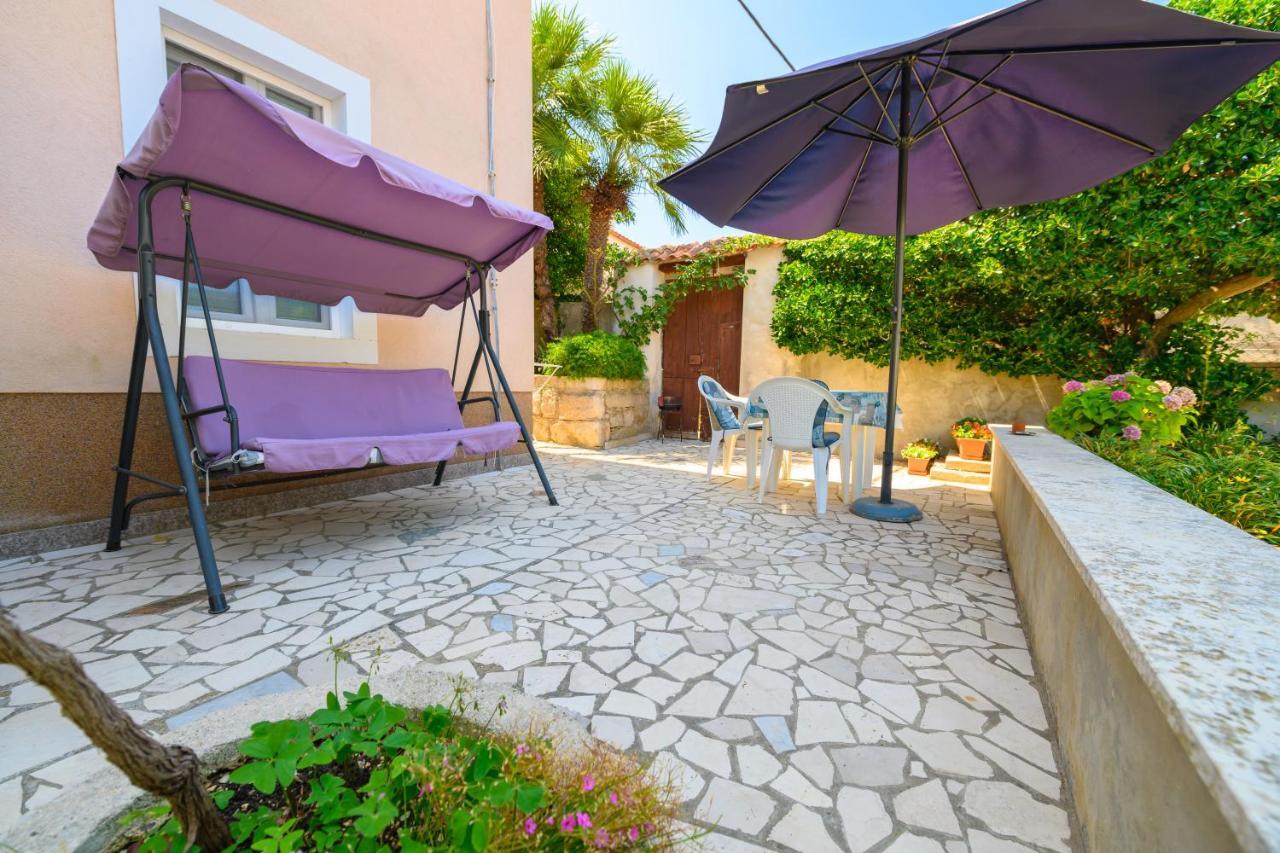 Apartmani Loreta Mali Lošinj Екстериор снимка
