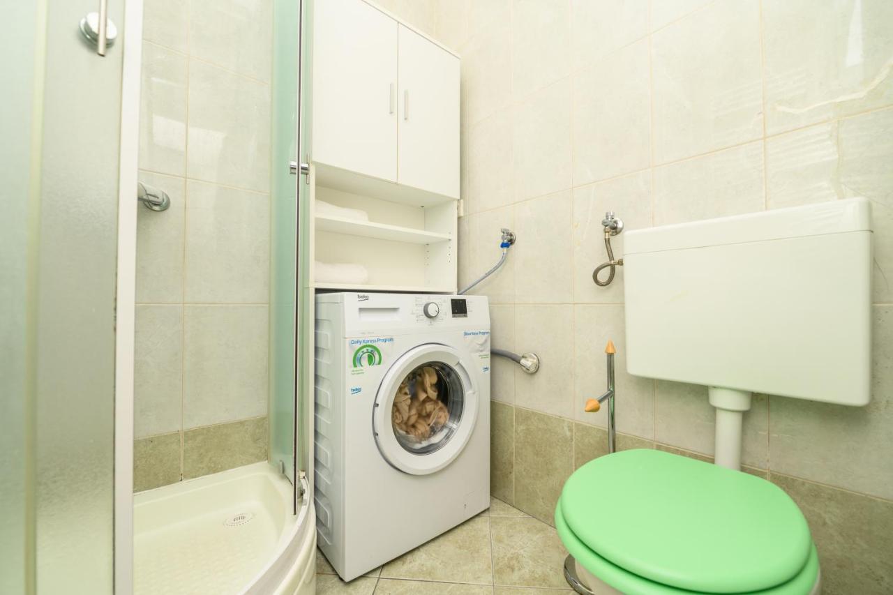 Apartmani Loreta Mali Lošinj Екстериор снимка